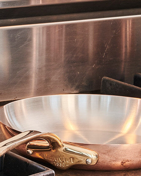 Mauviel M'150 B true innovation copper saucepan with cast brass handle