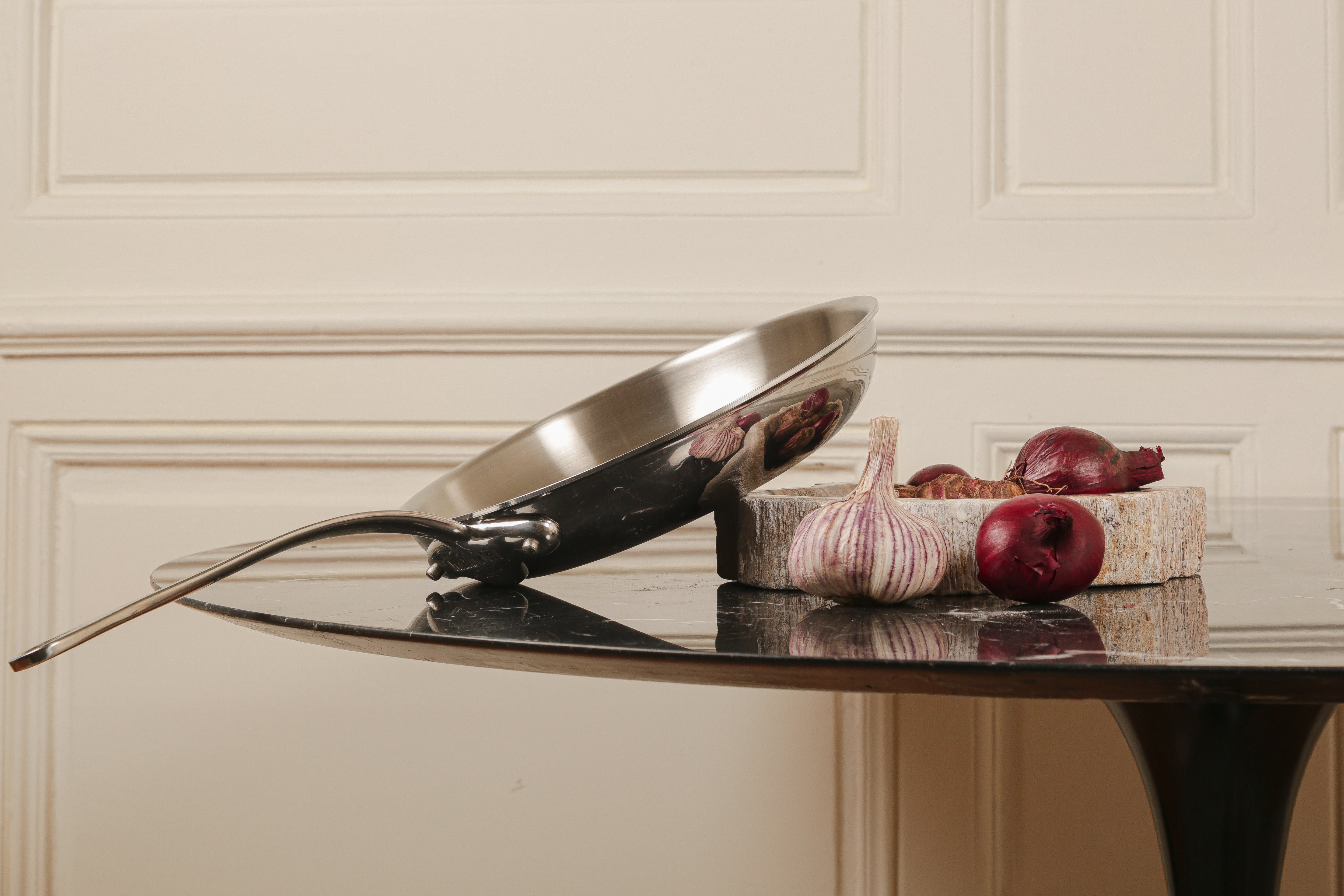 Mauviel M'COOK 5-Ply Frying Pan With Lid, Cast Stainless Steel Handle, 11-In - Mauviel1830