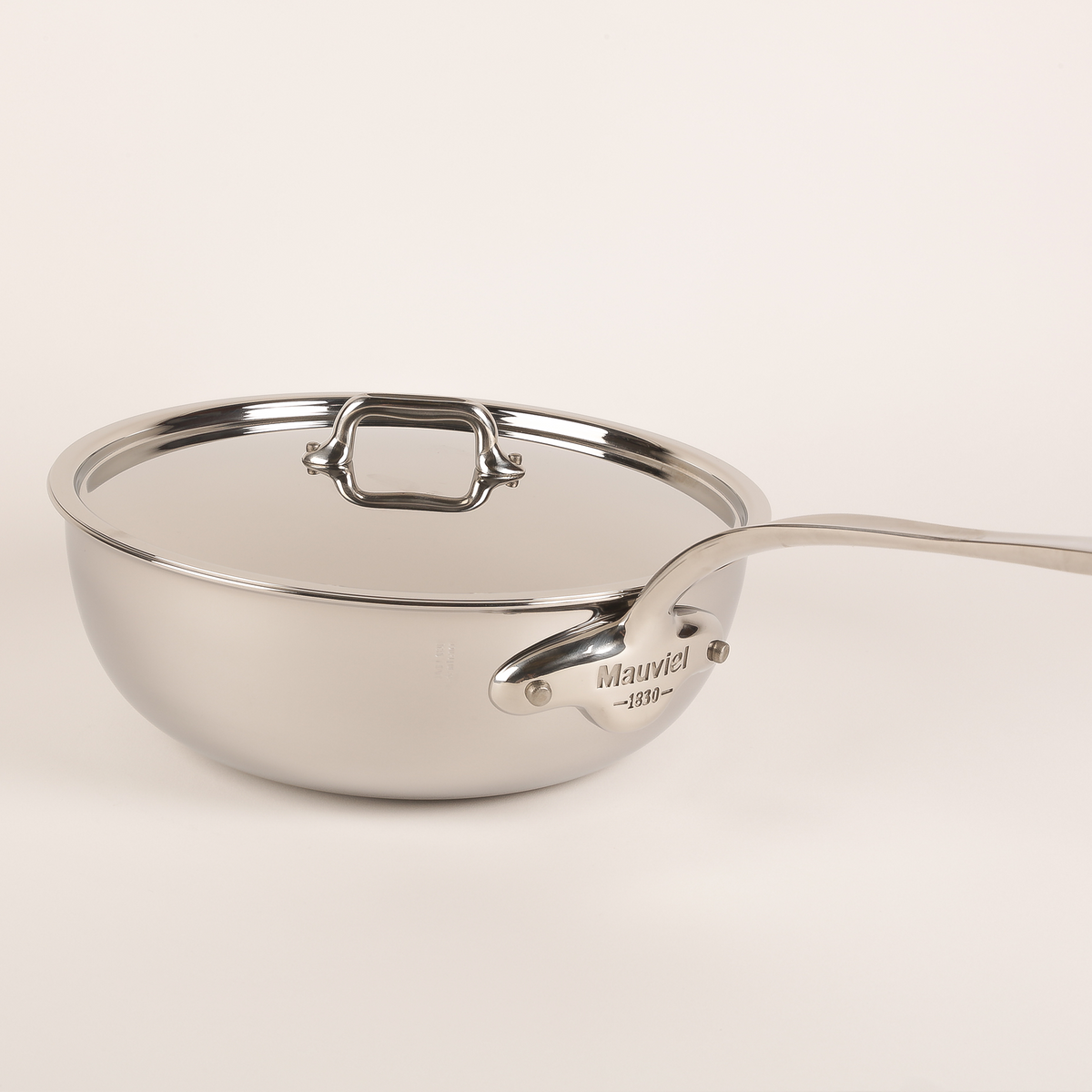 Mauviel M'URBAN 4 Tri-Ply Curved Splayed Saute Pan With Lid, Cast Stai ...