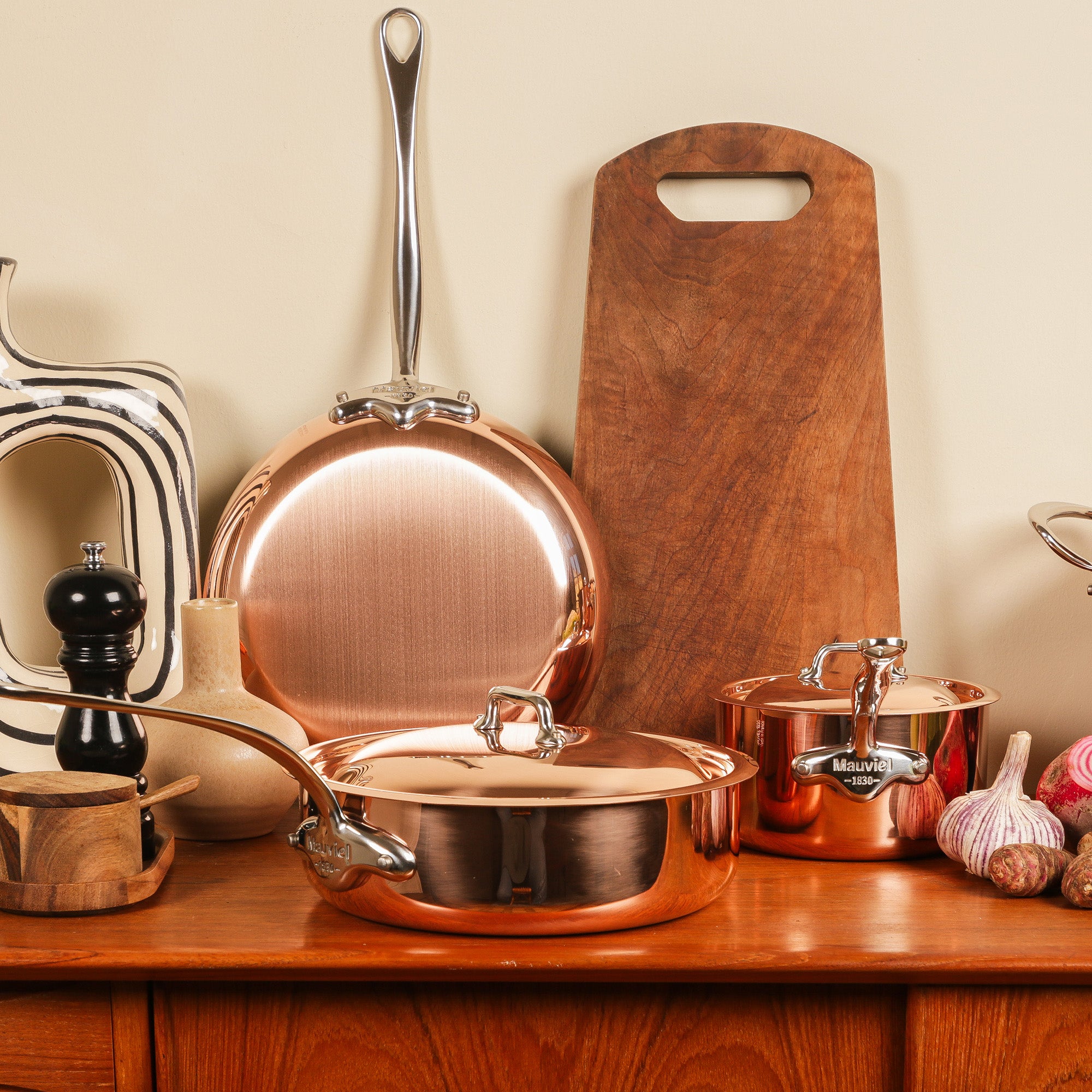 Mauviel M'Heritage M'150 S Copper 14-Piece Copper Cookware Set With Cast Stainless Steel Handles And Curved Lid - Mauviel1830