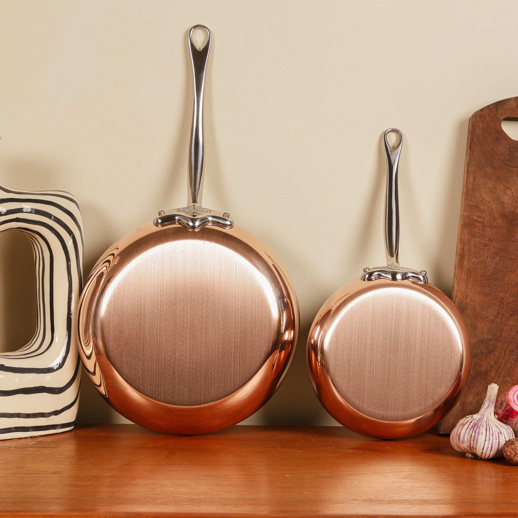 Mauviel M'Heritage M'150 S 16-Piece Copper Cookware Set With Curved Lid And Cast Stainless Steel Handles - Mauviel1830