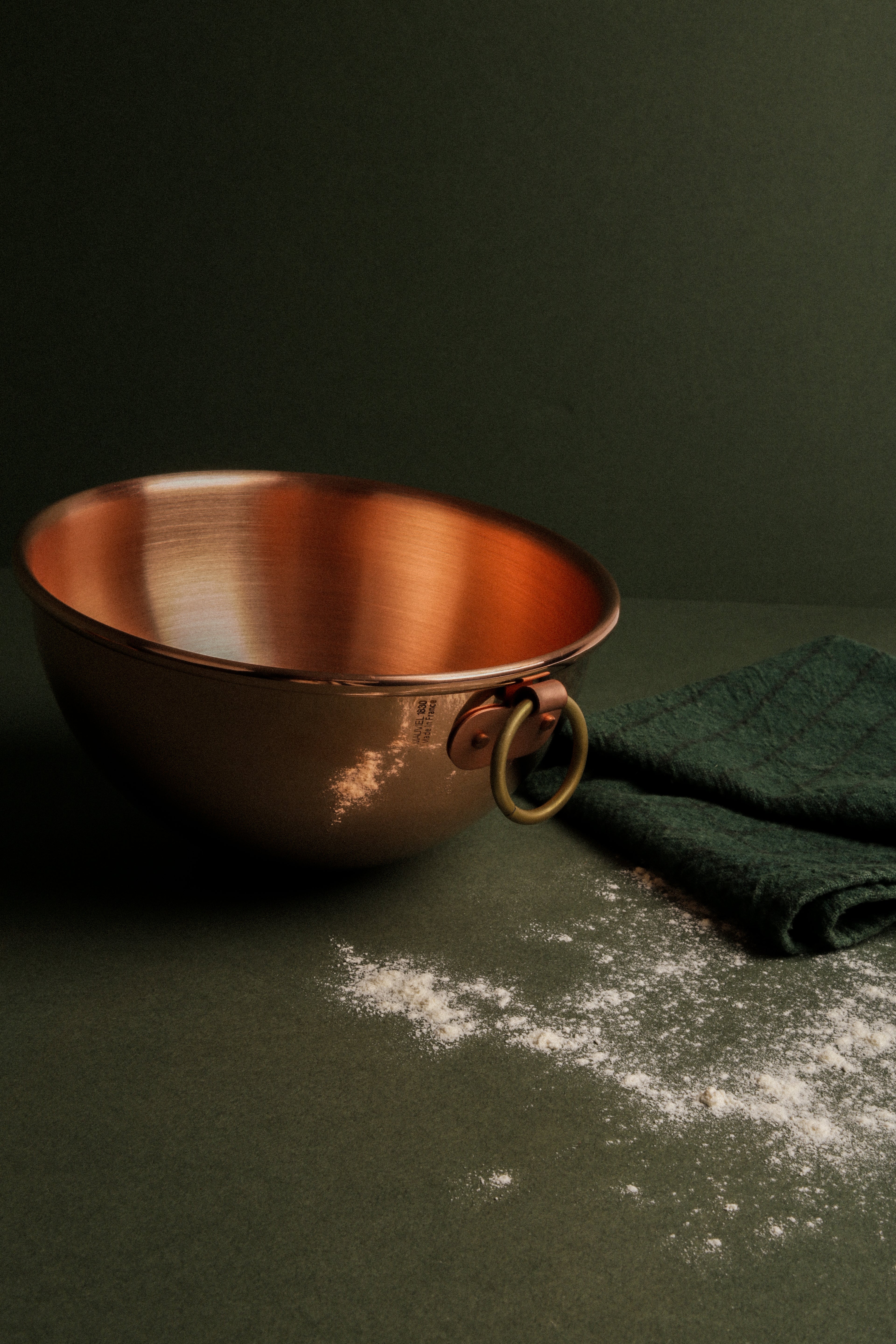 Mauviel M'PASSION Egg White Beating Bowl With Ring, 5-Qt – Mauviel1830