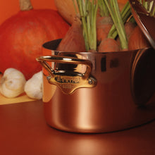 Mauviel Mauviel M'Heritage M'150 B Copper Oval Stewpan With lid, Brass Handles, 7.2-Qt Mauviel M'Heritage M'150 B Copper Oval Stewpan With lid, Brass Handles, 7.2-Qt