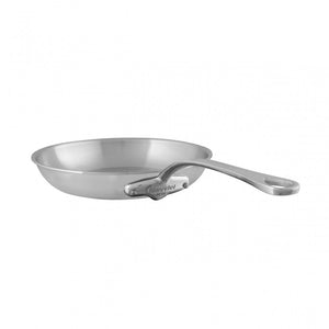 Mauviel 1830 Mauviel M'URBAN 3 Frying Pan With Cast Stainless Steel Handle, 11-in M'URBAN3 round frying pan packshot